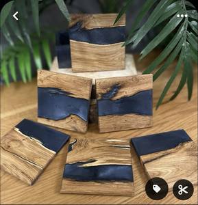 Sous-verres en bois de noyer naturel avec incrustation de résine époxy, sous-verres en noyer et résine faits à la main pour la maison et le bureau - Product Image 3