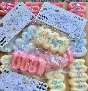 Nuevos Juguetes Blandos de Mochi para Apretar, Mochi Waffle con Purpurina, Juguetes Antiestrés Ultra Suaves para Adultos y Niños - Product Image 2