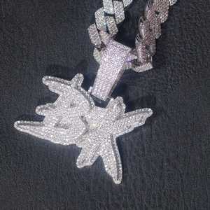 Colgante de moissanita de plata 925 de alta calidad personalizado, estilo rapero, joyería hip hop, collar con incrustaciones de circonitas, colgante de moda chapado en oro, certificado GRA. - Product Image 6