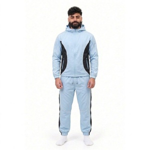 Ensemble de survêtement rouge à capuche pour homme, manches longues, style sportif bicolore, respirant, en polyester, coupe classique avec poches latérales - Product Image 6