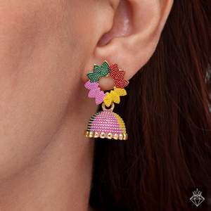 PRAO Floral Fiesta Tops avec boucles d'oreilles chandelier coloré Jhumki Fashion - Product Image 3