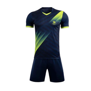 Uniforme de Fútbol Ligero, Transpirable y Ecológico de Poliéster, Ropa Deportiva Cómoda Más Vendida para Venta en Línea - Product Image 1