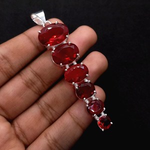 Pendentif artisanal en grenat rouge à 6 pierres, en argent sterling 925, avec sertissage clos doré vintage, ovale élégant, cadeau de fiançailles - Product Image 5