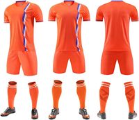 Ensemble Maillot et Short de Football Personnalisé pour Équipes – Vêtements de Sport Respirants en Polyester à Séchage Rapide – Vente en Gros