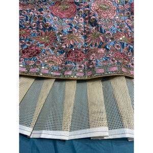 Hermoso Lehenga Choli de Poliéster con Trabajo de Lentejuelas para Fiestas - Product Image 3