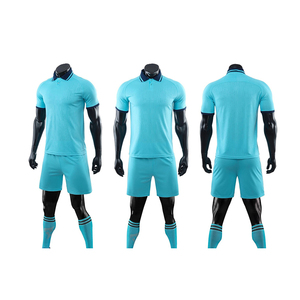 Ensemble de maillots de football personnalisés de haute qualité à manches courtes 100% polyester respirant et à séchage rapide - Product Image 1