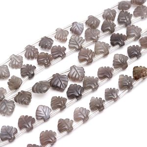 Cuentas de Piedra Lunar Gris Natural en Forma de Hoja Talladas a Mano, 10x11MM, Cuentas Sueltas de Piedra Lunar de 8 Pulgadas para Fabricación de Joyas al por Mayor - Product Image 1