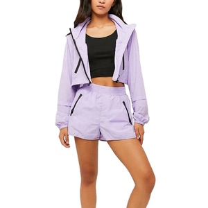 Conjunto de 2 Piezas de Chaqueta y Pantalones Cortos Deportivos con Bloques de Color Personalizados de Poliéster para Mujer, Cortavientos, Chándal - Product Image 5