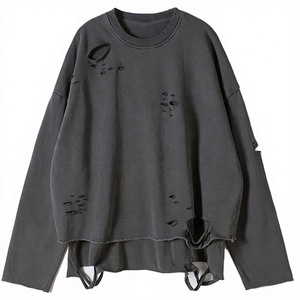 Sudadera Oversize de Cuello Redondo, Manga Larga, Diseño Desgastado con Recortes, Unisex, Tejido de Algodón, Estilo Otoñal - Product Image 3