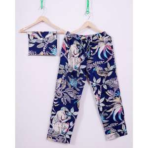 Ensemble de pyjama d'hiver en coton 100% imprimé pour femmes, avec haut à manches longues et bas long, confortable et respirant - Product Image 6