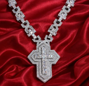 Collier pendentif croix Iced Out en moissanite, chaîne plaquée or, bijoux hip-hop pour homme, idéal pour les soirées - Product Image 5