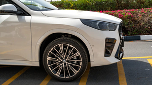 บีเอ็มดับเบิลยู เอ็กซ์2-2.0 เอ็ม สปอร์ต ปี 2026 ใหม่เอี่ยม 25 กม. 299 แรงม้า 4 สูบ 5 ที่นั่ง เกียร์อัตโนมัติ - Product Image 2