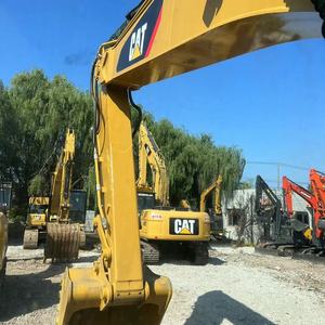Excavadora de Orugas CAT 320D2 320D2L, Fabricada en Japón - Product Image 4