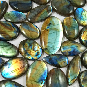 หินควอตซ์คริสตัลบำบัดหินลาบราดอไรต์ธรรมชาติอัญมณีหลวมๆ - Product Image 1