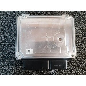 ECUs y Módulos de Computación Usados para Golf 03L906018AT - Product Image 4