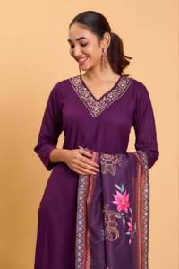 Ensemble Kurti et Palazzo en Rayonne pour Femme, Manches Trois Quarts, Doublure en Coton, Col en V, Dupatta à Imprimé Placé, Tailles S-3XL - Product Image 2