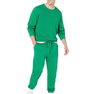 Vêtements Anime OEM ODM, sweat-shirt personnalisé, ensemble de survêtement en sublimation, ensembles imprimés Anime pour hommes, basiques en coton mélangé - Product Image 1