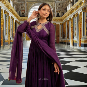 ชุดอานาร์กาลี ดีไซน์สวยงามแบบอินเดีย-ปากีสถาน ผ้าจอร์เจตต์ฟ็อกซ์เนื้อหนัก ตกแต่งด้วยงานปักแฟนซี แห้งเร็ว เหมาะสำหรับงานแต่งงานและใส่ลำลอง - Product Image 1