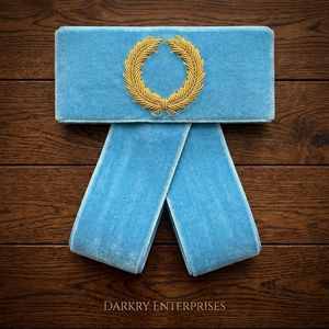 Insignia de blazer de terciopelo cosida a mano con bordado de alambre de lingotes de oro personalizado y diseño de corona de hojas de roble, para ropa de moda, de fábrica - Product Image 5