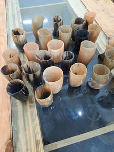 Tazas y vasos de cuerno de estilo animal vikingo pulidos ecológicos hechos a mano de La India Material orgánico al por mayor a granel precio de fábrica - Product Image 2