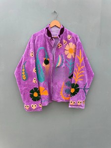 Veste en velours violet pour femme, artisanale, de luxe, élégante, pour l'hiver, vêtement d'extérieur élégant, cardigan à col haut ouvert sur le devant - Product Image 1