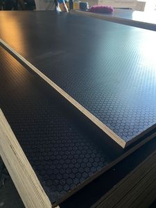 FOMEX Global Contreplaqué filmé antidérapant à âme en bois dur, résistant à l'eau, E0, première qualité, en bois de sauge, double face - Product Image 1