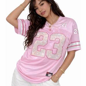 Camiseta de moda personalizada con pedrería rosa brillante estilo streetwear Y2K, camiseta con gráfico de números de pedrería y cuello en V, venta al por mayor de camisetas con pedrería. - Product Image 5