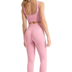 Ensemble de yoga 2 pièces sans couture, taille haute, rembourré, avec soutien-gorge et leggings, design personnalisé, pour l'entraînement et la course, avec ceinture élastique – Collection 2026 (Vente en gros) - Product Image 4