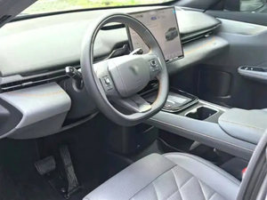 Dee.p Blu.e 2024 S05, Auto Automático con Turbo Izquierdo, Vehículo Eléctrico de Nueva Energía, SUV Eléctrico Puro de 5 Puertas y 5 Plazas, Auto Usado de Segunda Mano - Product Image 5