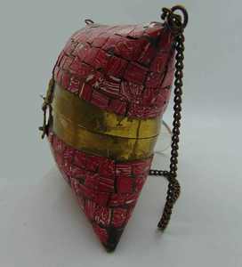 Pochette de soirée en métal pour femme, sac à main floral de mariée avec rabat, idéal pour les mariages et les fêtes - Product Image 3