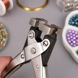Pince à plier à mâchoires parallèles pour angles, profondeur 4 mm, outil de formage de bijoux en métal ZetomedPro - Product Image 3