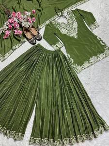 Elegante Conjunto Sharara para Boda en Seda Chinnon Pura con Dupatta Pesada - Product Image 6