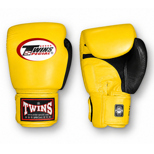 Gants de boxe professionnels Twins Muay Thai - Gants personnalisés en cuir véritable rouge/noir, doigts entièrement couverts, poignées légères et ajustables - Product Image 6