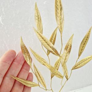 Elegante Escultura Metálica Hecha a Mano con Ramas de Olivo, Ideal para Centros de Mesa en Eventos, Decoración de Mesas Auxiliares y Exhibición Interior - Product Image 5