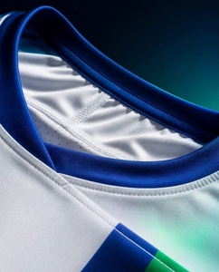 ชุดฟุตบอลแบบกำหนดเอง ชุดฟุตบอลแบบแห้งเร็วพิมพ์ลายแบบ Sublimation ชุดทีม OEM ชุดฝึกซ้อมสโมสรแบบส่วนตัว ผลิตโดย RexFit - Product Image 5