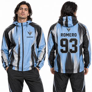Chaqueta Cortavientos Resistente, Plegable, con Cordón Elástico Ajustable, Bolsillos con Solapa, Paneles Funcionales y Prácticos, Estilo Raglán - Product Image 3