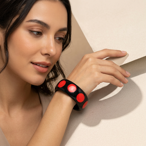 Bracelet jonc en résine époxy fait main, motif floral artistique rond, couleur personnalisée, décoration d'intérieur, rentrée scolaire, bijou de collection - Product Image 1
