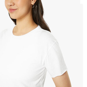 5080 Crop top d'été mignon et écologique pour femmes, vente en gros, t-shirt court vierge personnalisable pour marques de mode féminines - Product Image 3