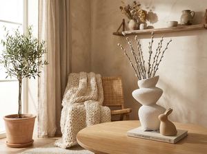 Vase en céramique artisanal de haute qualité, style Wabi-Sabi vintage, en grès cuit au four, pour table, par UO INDIA - Product Image 3