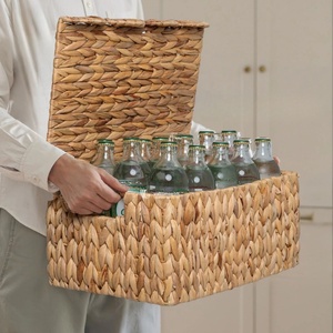 Handmade Water Hyacinth <b>Storage</b> <b>Basket</b> with Scalloped Lid, Eco-Friendly Woven Organizer for Home Decor Wholesale - Product Image 3