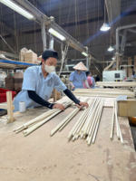 Poteau en bois moderne pour décoration d'intérieur autoportante, artisanat en bois massif poli fait main du Vietnam