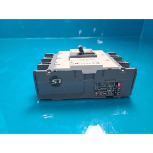 Interruptor de Circuito en Caja Moldeada LS ELECTRIC ABS203B, Usado, Piezas de Equipos Semiconductores Legacy - Product Image 2