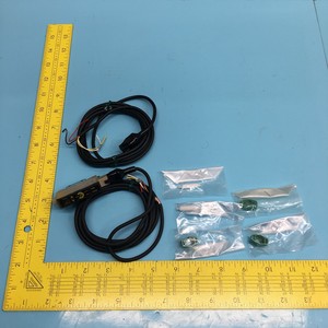 Seeka เซ็นเซอร์ไฟเบอร์ F1R-J Amp, LG-310-B1B, 154072-อุปกรณ์เซมิคอนดักเตอร์และชิ้นส่วนดั้งเดิมระดับโลกที่ - Product Image 1