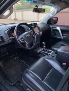 Toyota Land Cruiser Prado SUV Híbrido 2020 - Product Image 2
