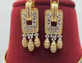 Atractivo Juego de Collar y Pendientes de Diseño con Acabado Dorado y Blanco de Primera Calidad para Bodas y Fiestas, Colección para Mujer - Product Image 2