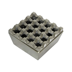 Cendrier en métal multi-usages avec fentes pour cigarettes - Product Image 3