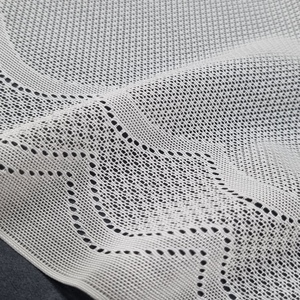 ผ้าลูกไม้ลายตาข่ายแบบสแกลลอป ยืดหยุ่น ระบายอากาศได้ดี น้ำหนักเบา ขนาด 42 ซม. ผลิตจากไนลอนผสมสแปนเด็กซ์ สำหรับชุดชั้นใน ชุดนอน และเครื่องแต่งกาย - Product Image 6