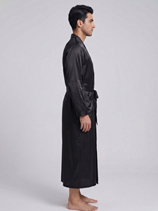 Robe longue en satin noir pour homme avec poches, peignoir de nuit en soie à manches longues - Product Image 2