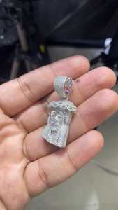 จี้พระเยซูทรงกลมประดับมอสซาไนต์แบบกำหนดเองได้ เงินแท้ 925 สำหรับงานปาร์ตี้ แร็ปเปอร์ เครื่องประดับชั้นดี จี้และชาร์ม - Product Image 5