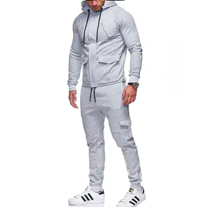Conjunto de chándal deportivo con cremallera, chaqueta de jersey y pantalones cargo de poliéster y algodón, con logotipo personalizado, para hombre, cómodo. - Product Image 3